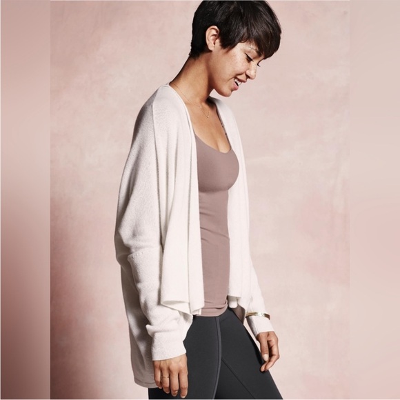 Athleta Cashmere Cozy Up Cardigan Size XS Petal Pink luxury capsule wardrobe - Picture 2 of 8